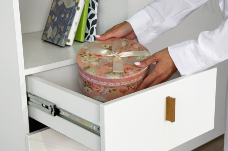 Стеллаж  Хюгге белое дерево/дуб крафт золотой/белый матовый